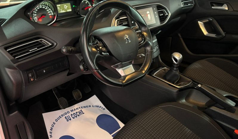 PEUGEOT 308  1.6 HDI 100CV lleno