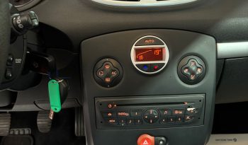 RENAULT CLIO 1.2 GASOLINA 75CV lleno