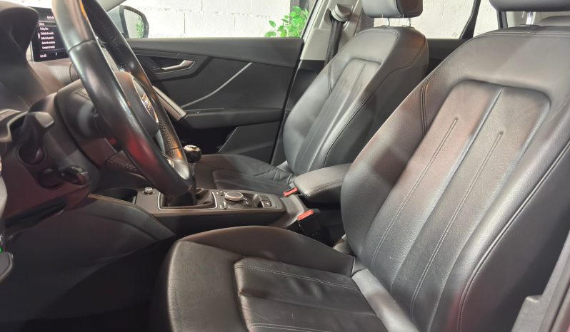 AUDI Q-2 TFSI 115CV lleno