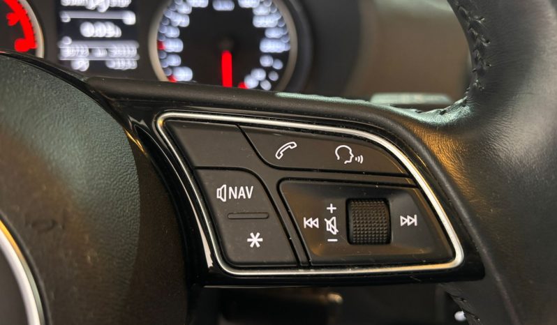 AUDI Q-2 TFSI 115CV lleno