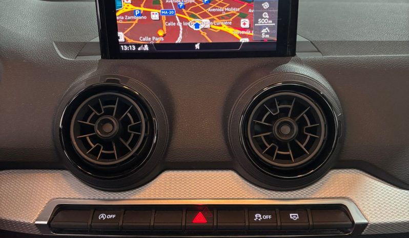 AUDI Q-2 TFSI 115CV lleno